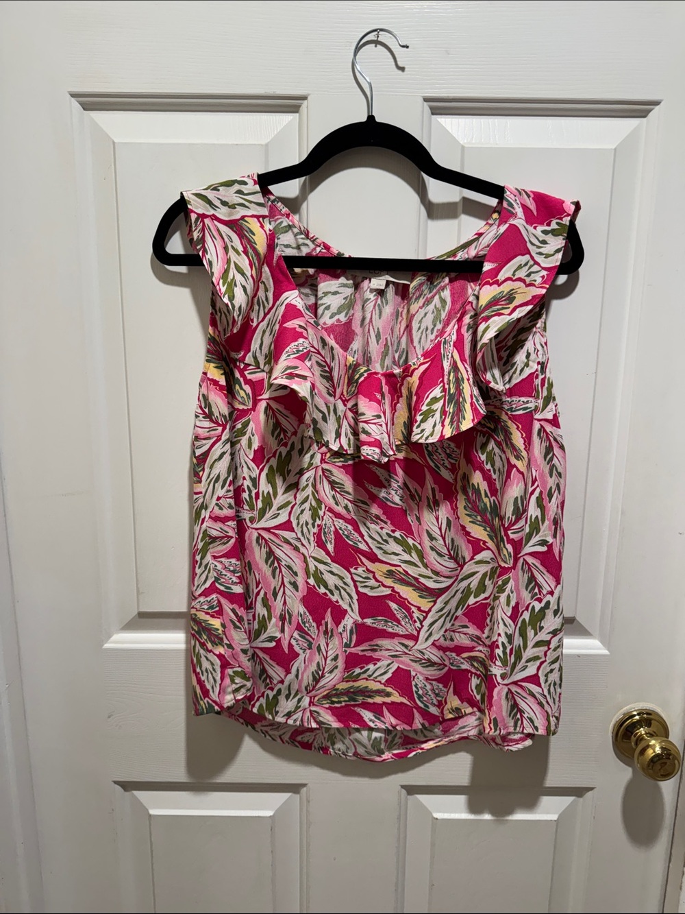 LOFT Pink Leaf-Print Ruffle Tank Top